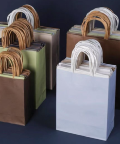 Paper gift bag-M-нимгэн цулгуй-22*27см